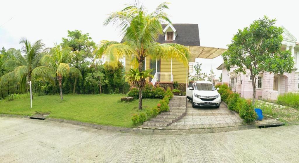 Villa Gathering Yuni Syahla Citaringgul エクステリア 写真