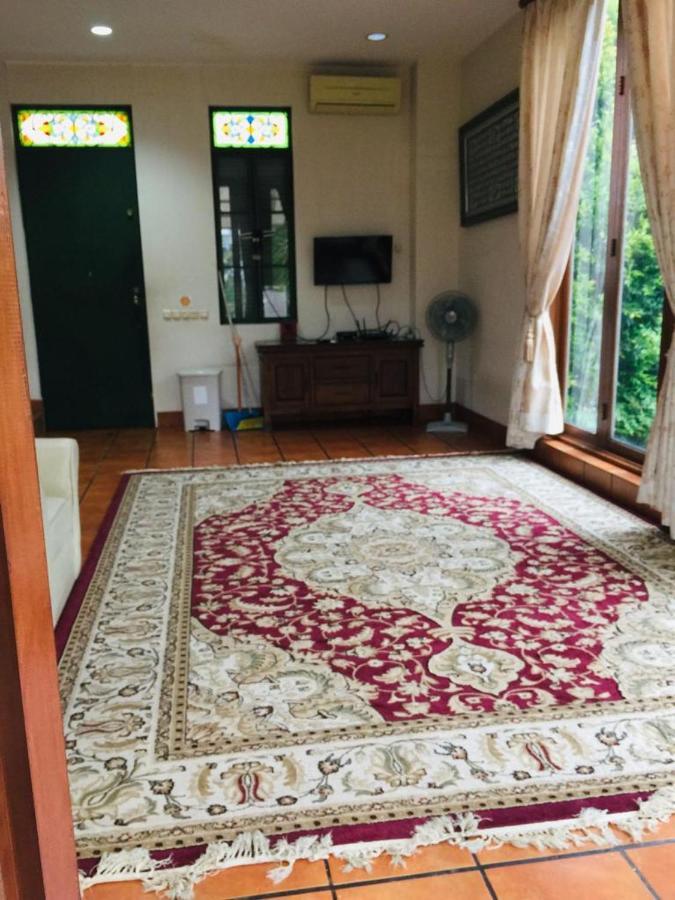 Villa Gathering Yuni Syahla Citaringgul エクステリア 写真