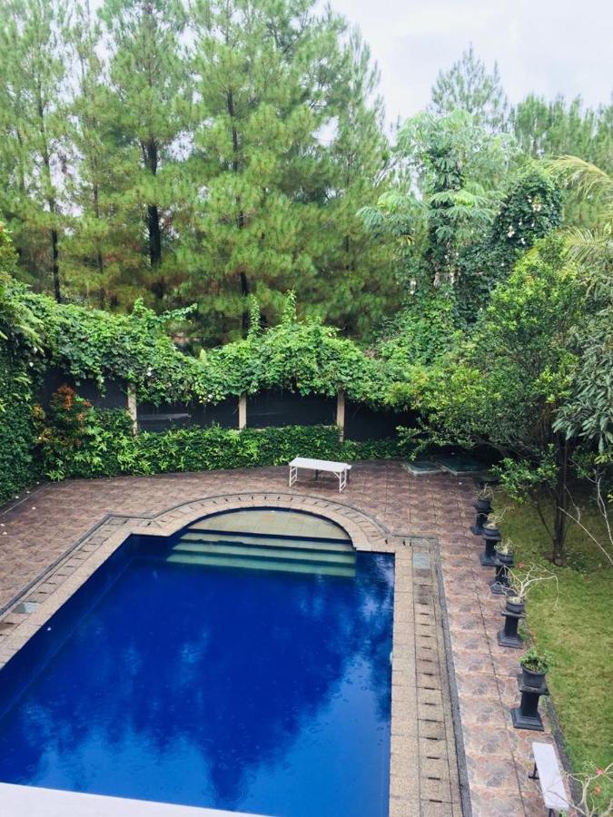 Villa Gathering Yuni Syahla Citaringgul エクステリア 写真